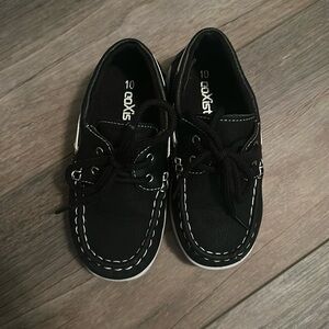Coxiar Boys Black Boat Shoes size 10